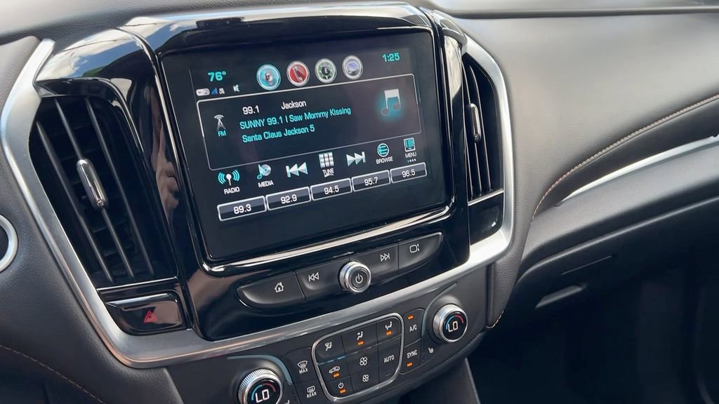 Used 2019 Chevrolet Traverse LT image 26