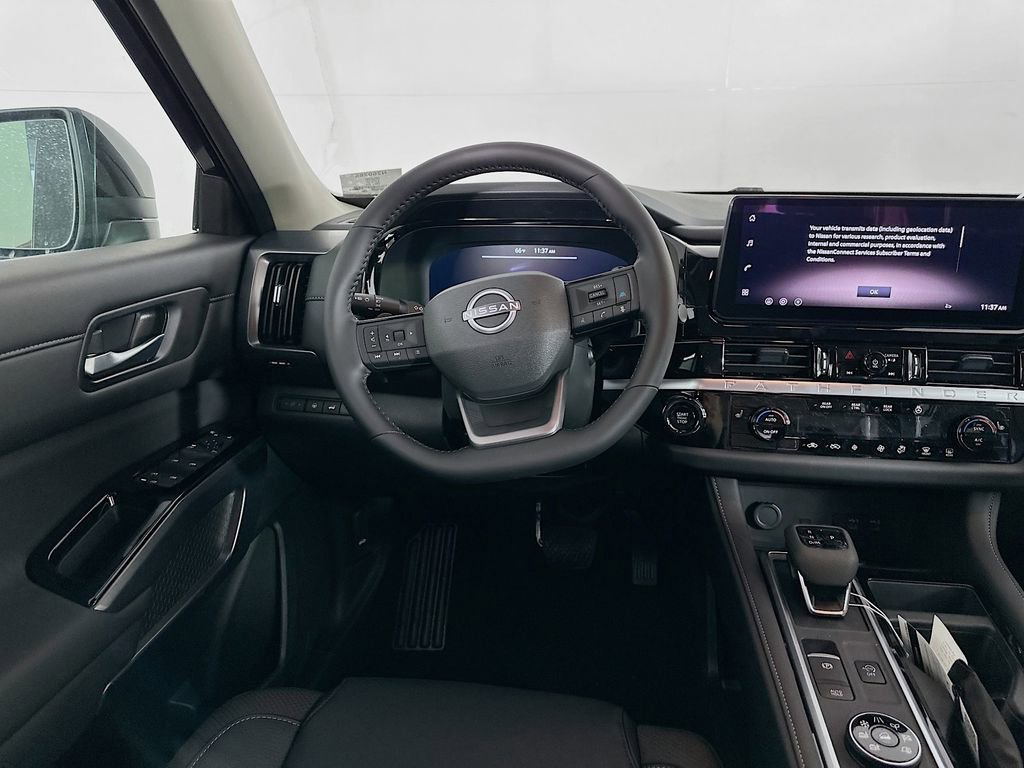 New 2026 Nissan Pathfinder SL image 30