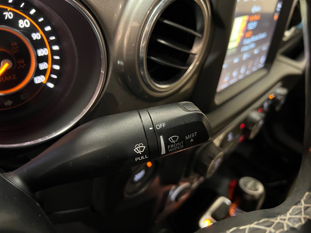 Used 2020 Jeep Gladiator Overland image 23