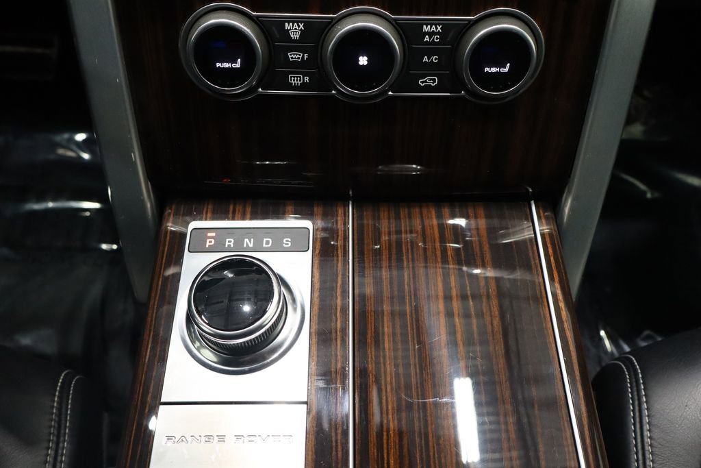Used 2017 Land Rover Range Rover Autobiography image 44