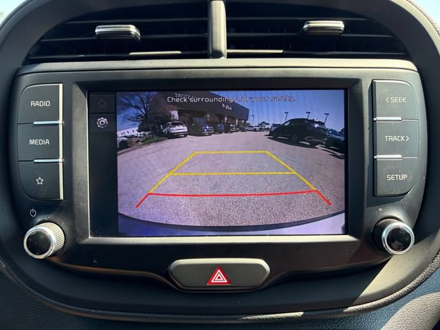 Certified 2023 Kia Soul LX w/ LX Technology Package FWD image 16