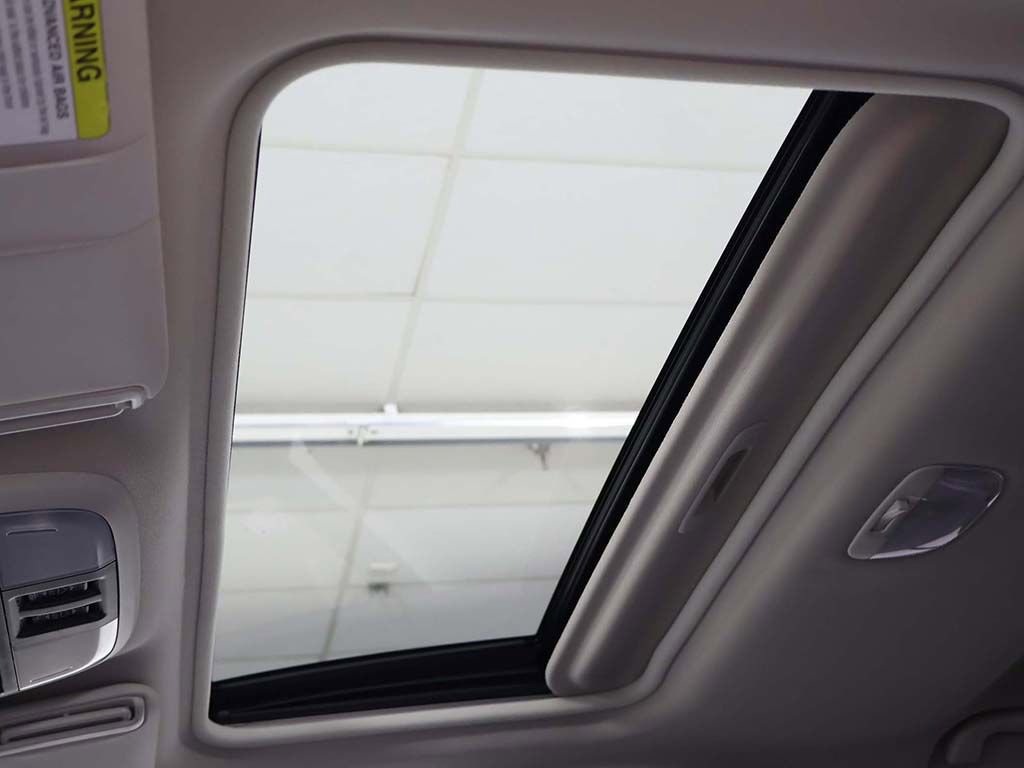 Used 2025 Subaru Crosstrek 2.0i Premium image 20