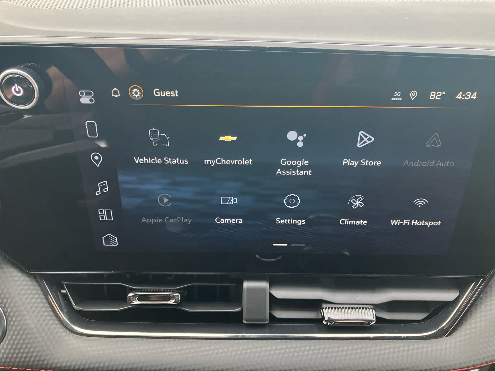 New 2026 Chevrolet Equinox RS FWD image 24