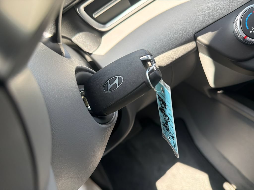 New 2026 Hyundai Elantra SE FWD image 36