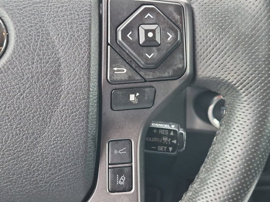 Used 2022 Toyota Tacoma TRD Sport w/ Technology Package RWD image 23