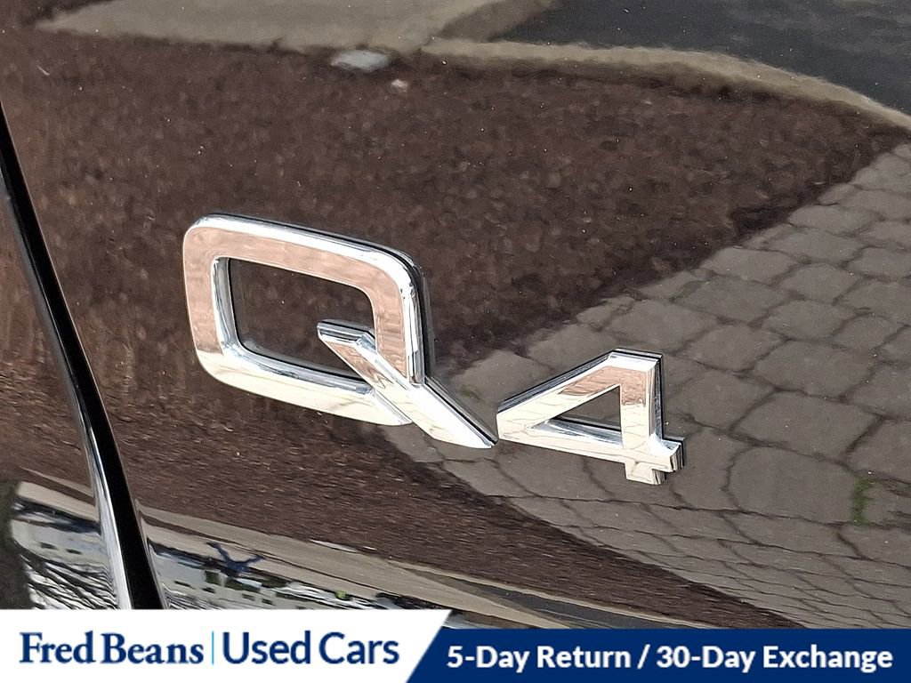 Used 2023 Audi Q4 e-tron Premium Plus w/ Premium Plus image 31