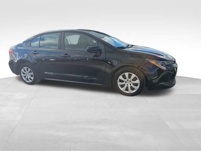 Used 2024 Toyota Corolla LE image 26