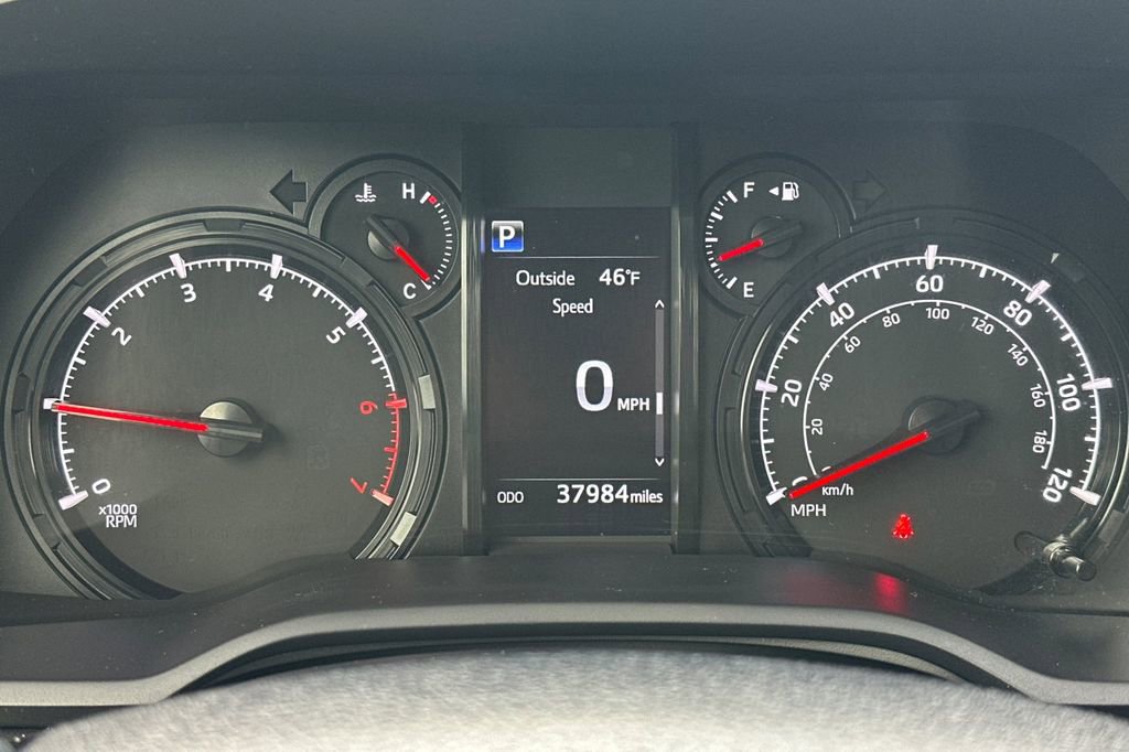 Used 2024 Toyota 4Runner SR5 Premium AWD/4WD image 25