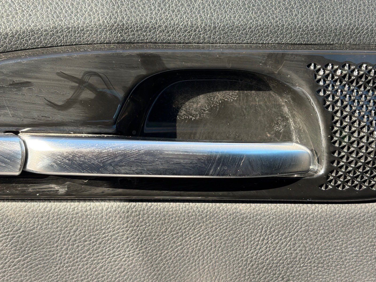 Certified 2024 Kia Seltos S FWD image 18
