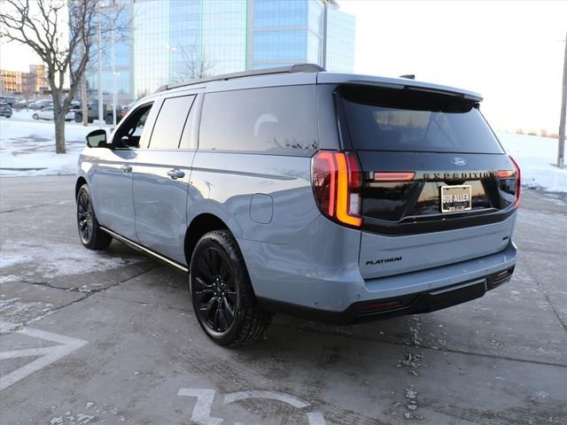 Used 2025 Ford Expedition Max Platinum w/ Stealth Appearance Package image 4