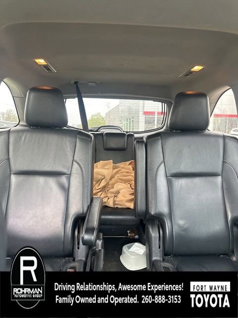 Used 2018 Toyota Highlander XLE AWD/4WD image 8