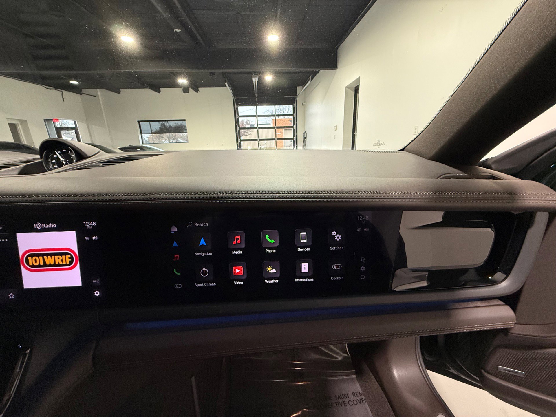 Used 2025 Porsche Panamera 4 image 54