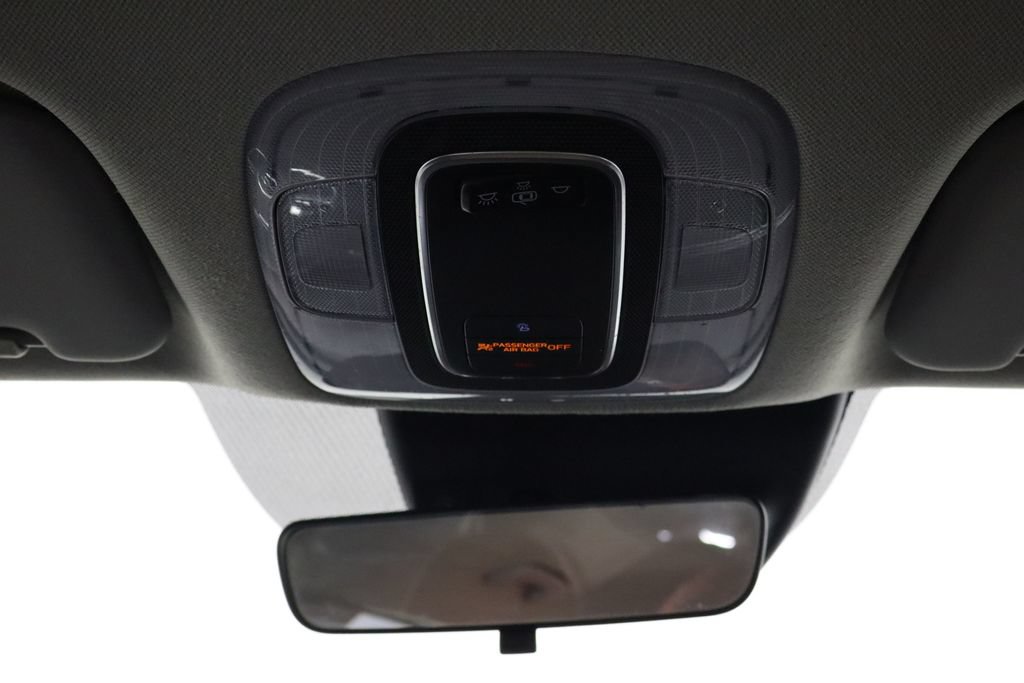 Used 2022 Hyundai Elantra SEL FWD image 23