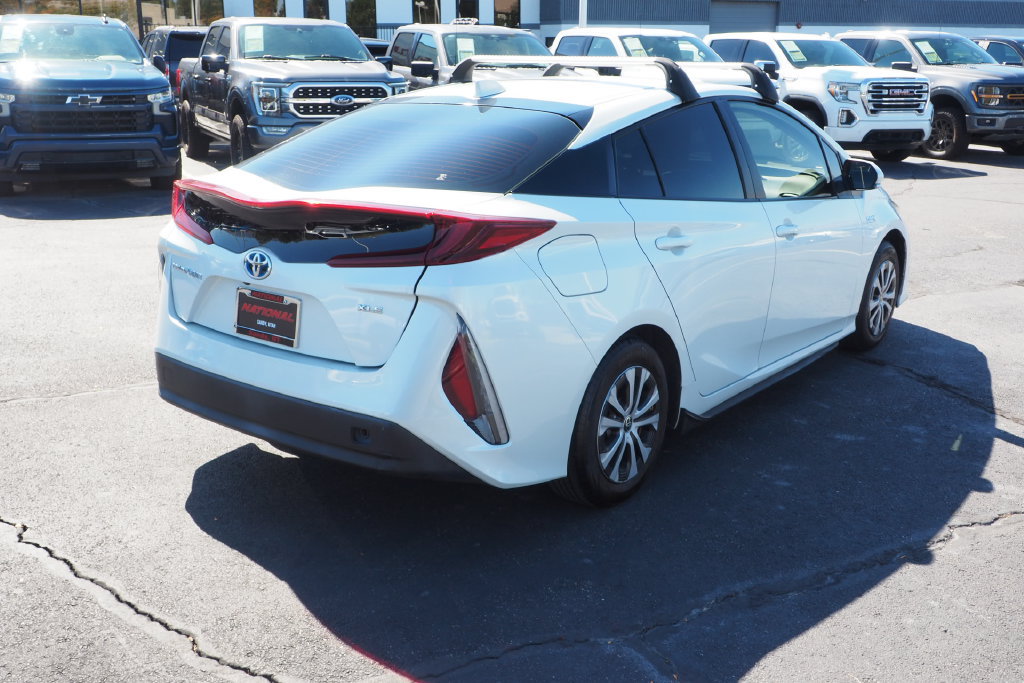 Used 2022 Toyota Prius Prime XLE FWD image 5