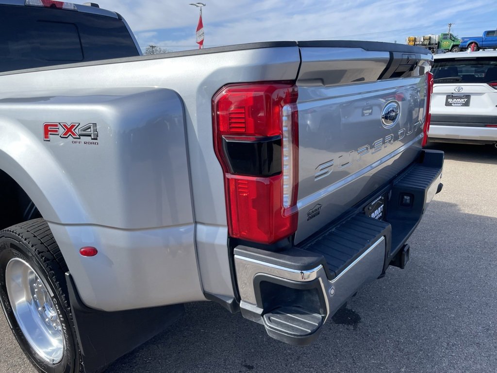 Used 2023 Ford F450 XLT w/ 360-Degree Camera Package image 31