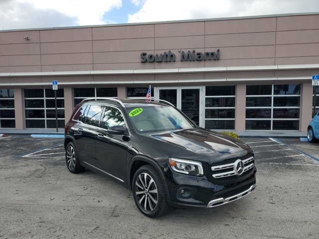 Used 2022 Mercedes-Benz GLB 250 image 1