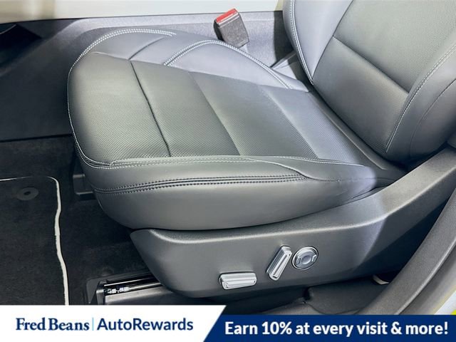 New 2025 Lincoln Nautilus Premier w/ Equipment Group 102A image 20