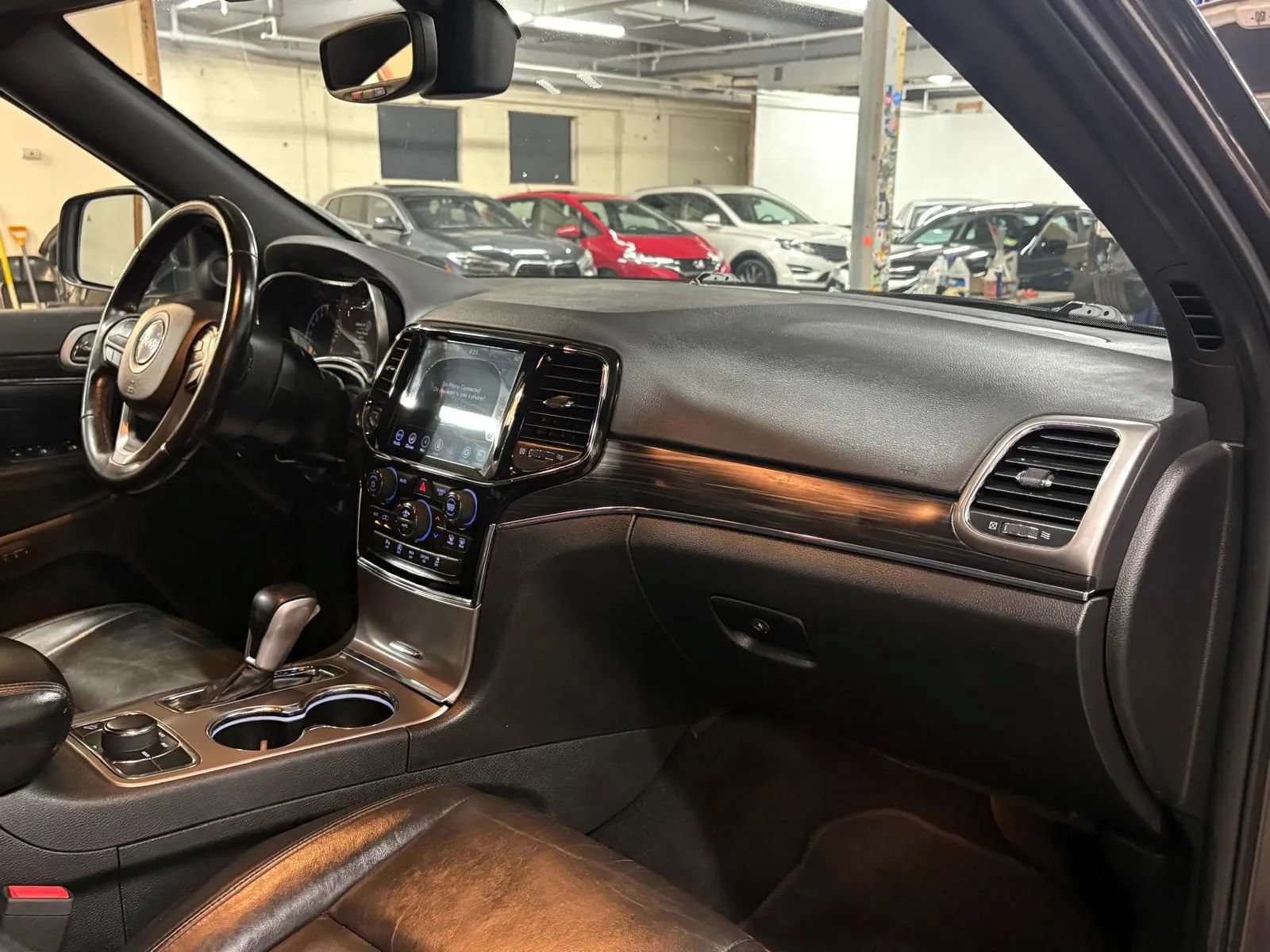 Used 2020 Jeep Grand Cherokee Limited w/ Trailer Tow Group IV AWD/4WD image 22