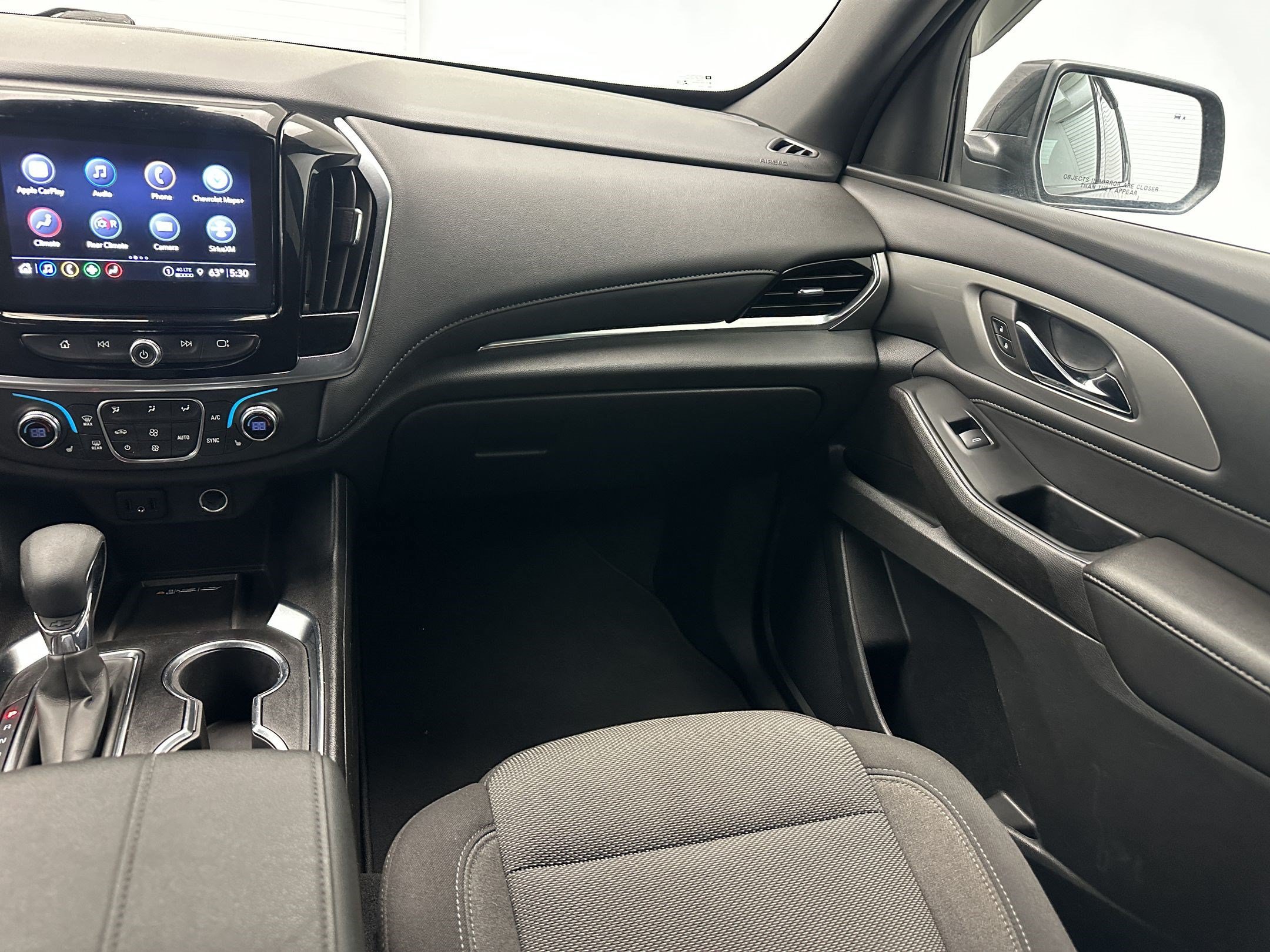Used 2023 Chevrolet Traverse LT w/ Midnight/Sport Edition AWD/4WD image 29