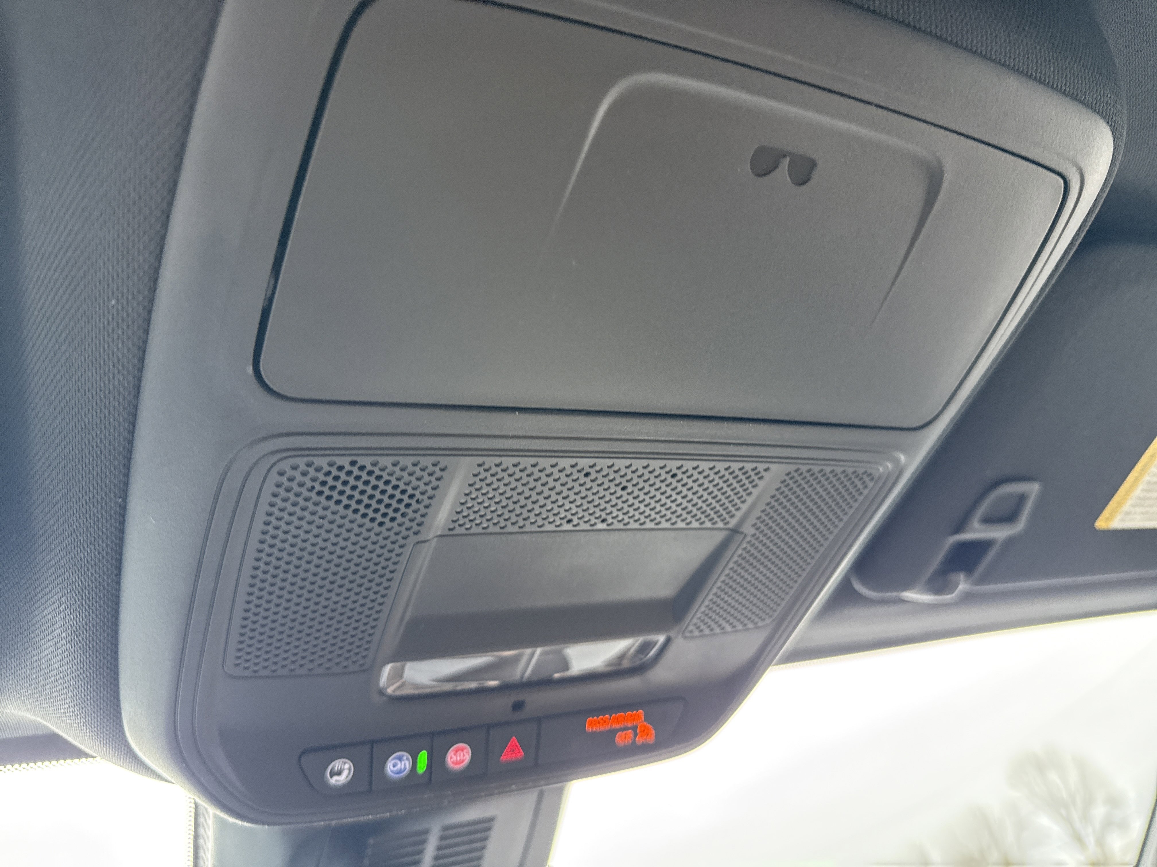 New 2026 Chevrolet Equinox ACTIV w/ Convenience Package III image 30