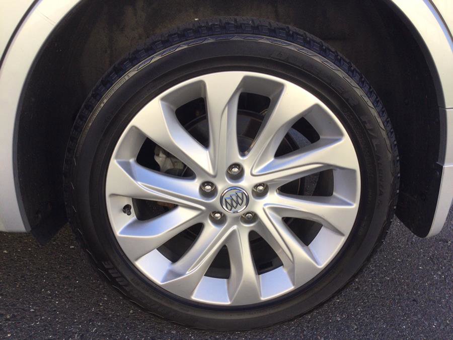 Used 2017 Buick Envision Premium w/ Driver Confidence Package image 32