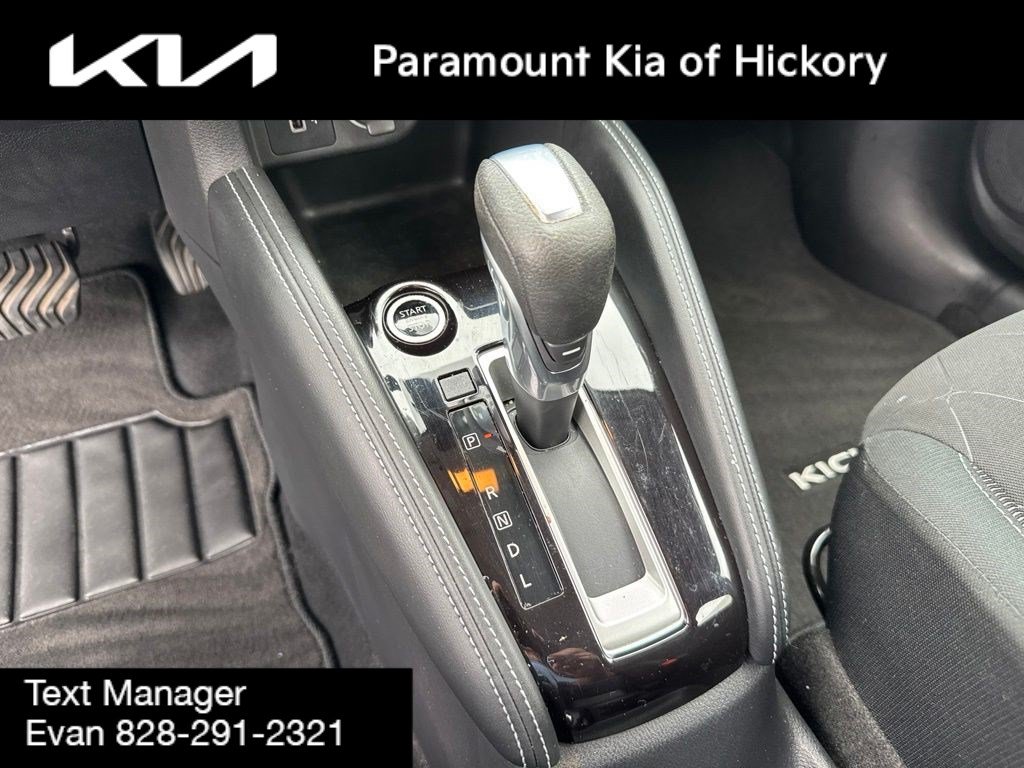 Used 2020 Nissan Kicks SV FWD image 23