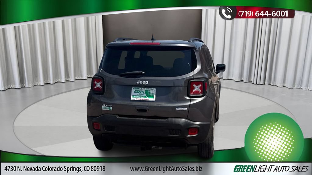 Used 2019 Jeep Renegade Latitude w/ Popular Equipment Group AWD/4WD image 4