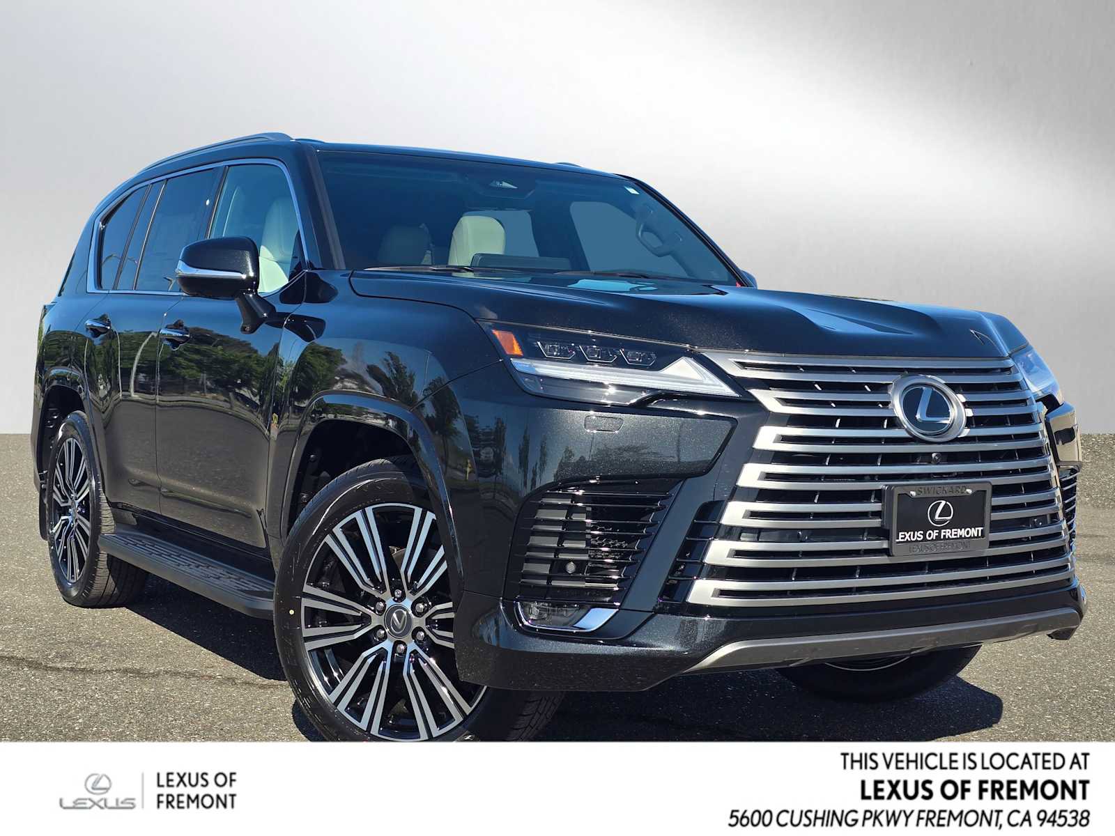 New 2026 Lexus LX 600 4WD w/ Luxury Package