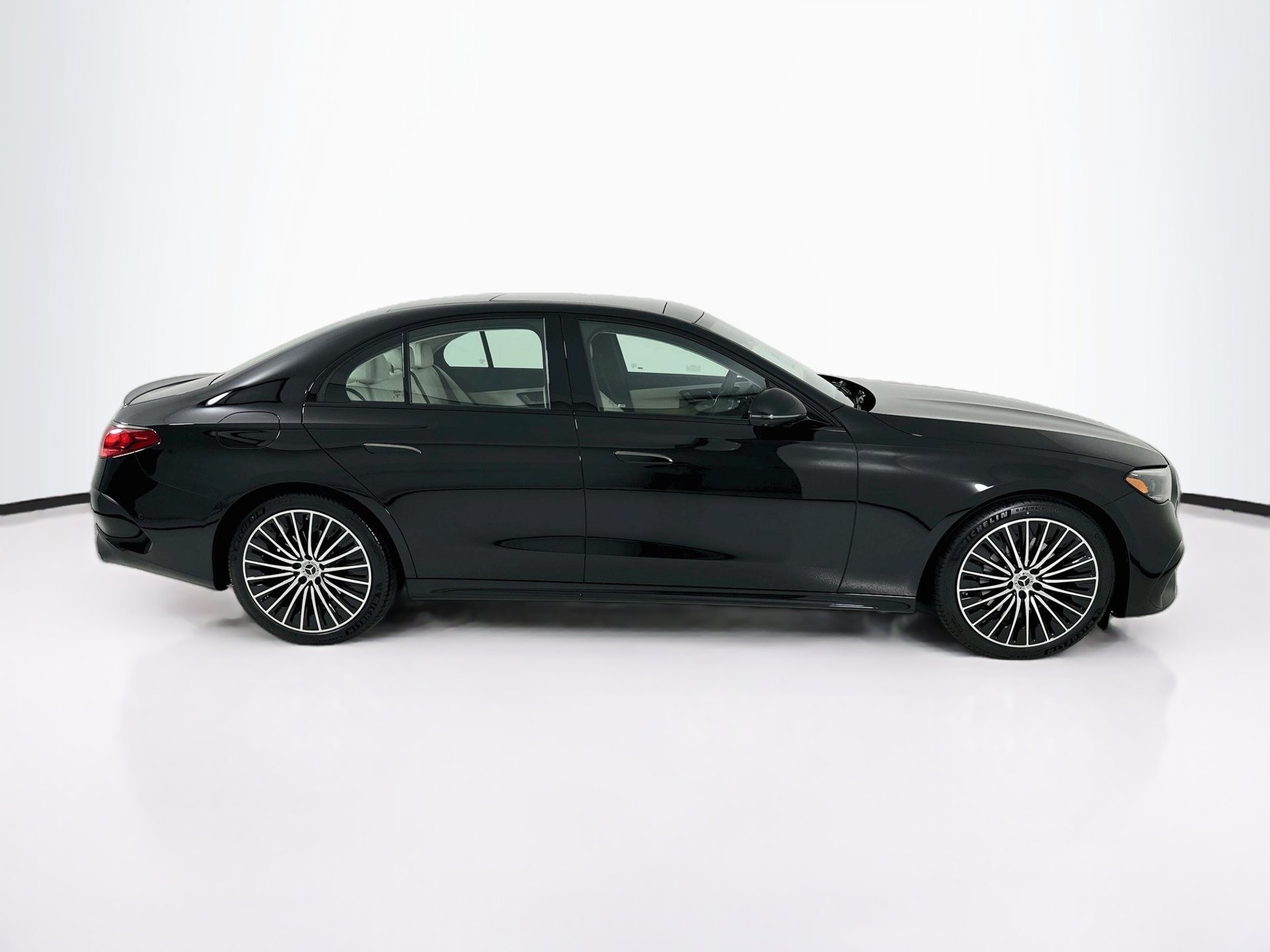 New 2027 Mercedes-Benz E 350 Sedan image 9