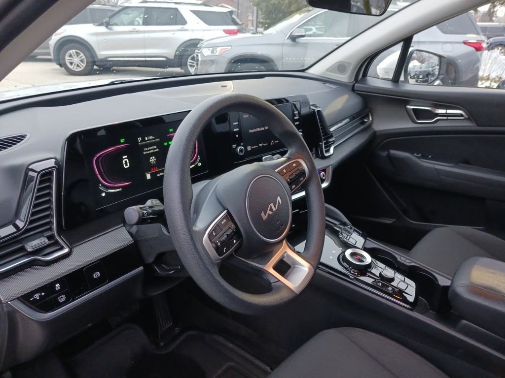 Used 2023 Kia Sportage LX video 3