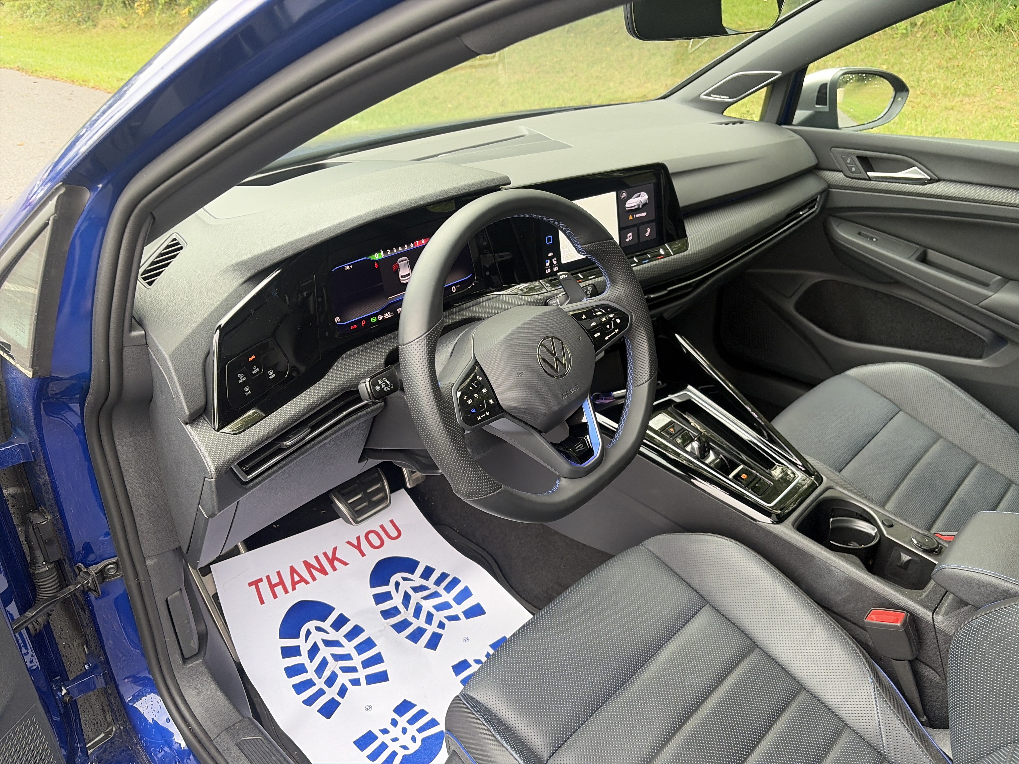 Used 2024 Volkswagen Golf R AWD/4WD image 18