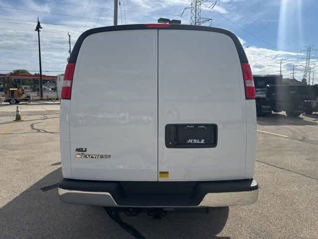 New 2025 Chevrolet Express 3500 w/ Driver Convenience Package RWD image 31