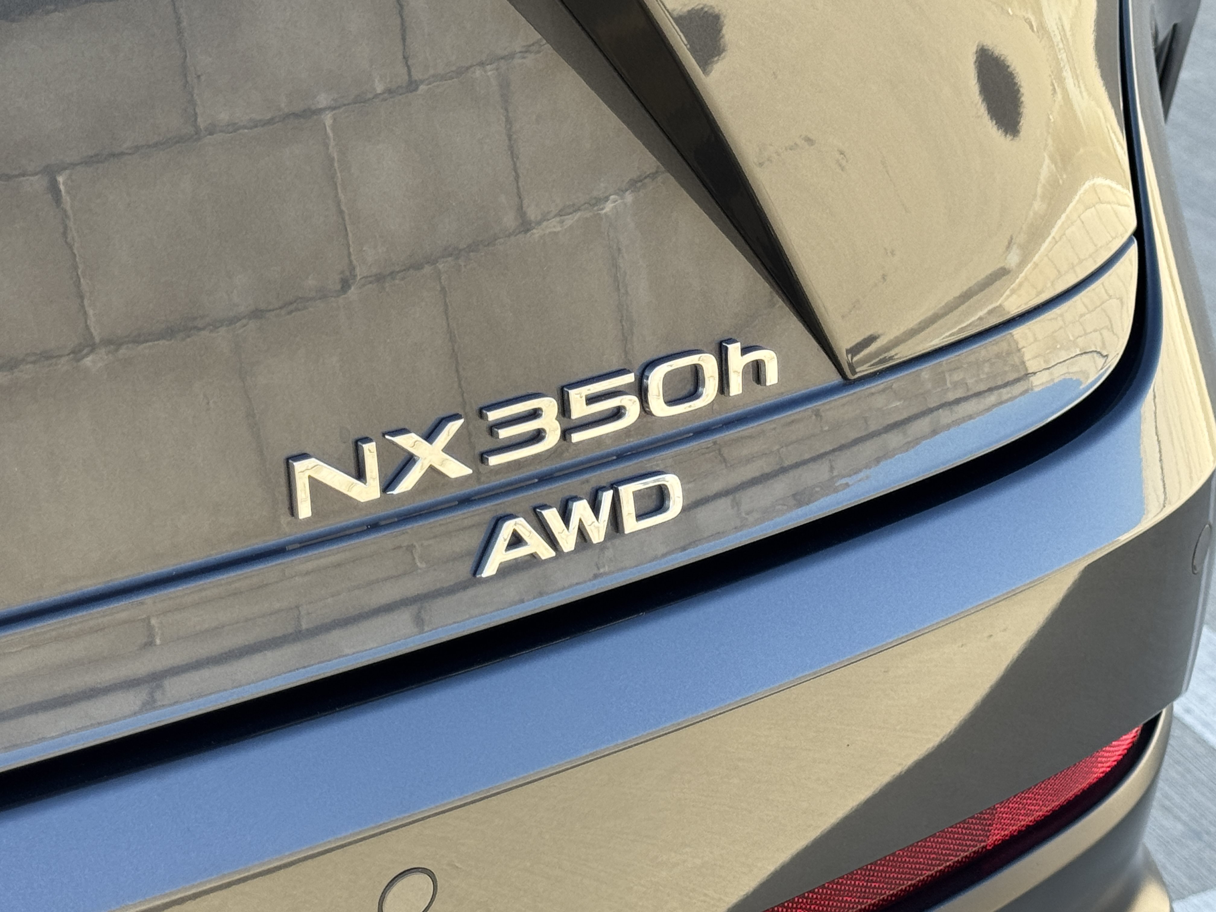 Certified 2026 Lexus NX 350h AWD w/ Accessory Package (2T) image 16