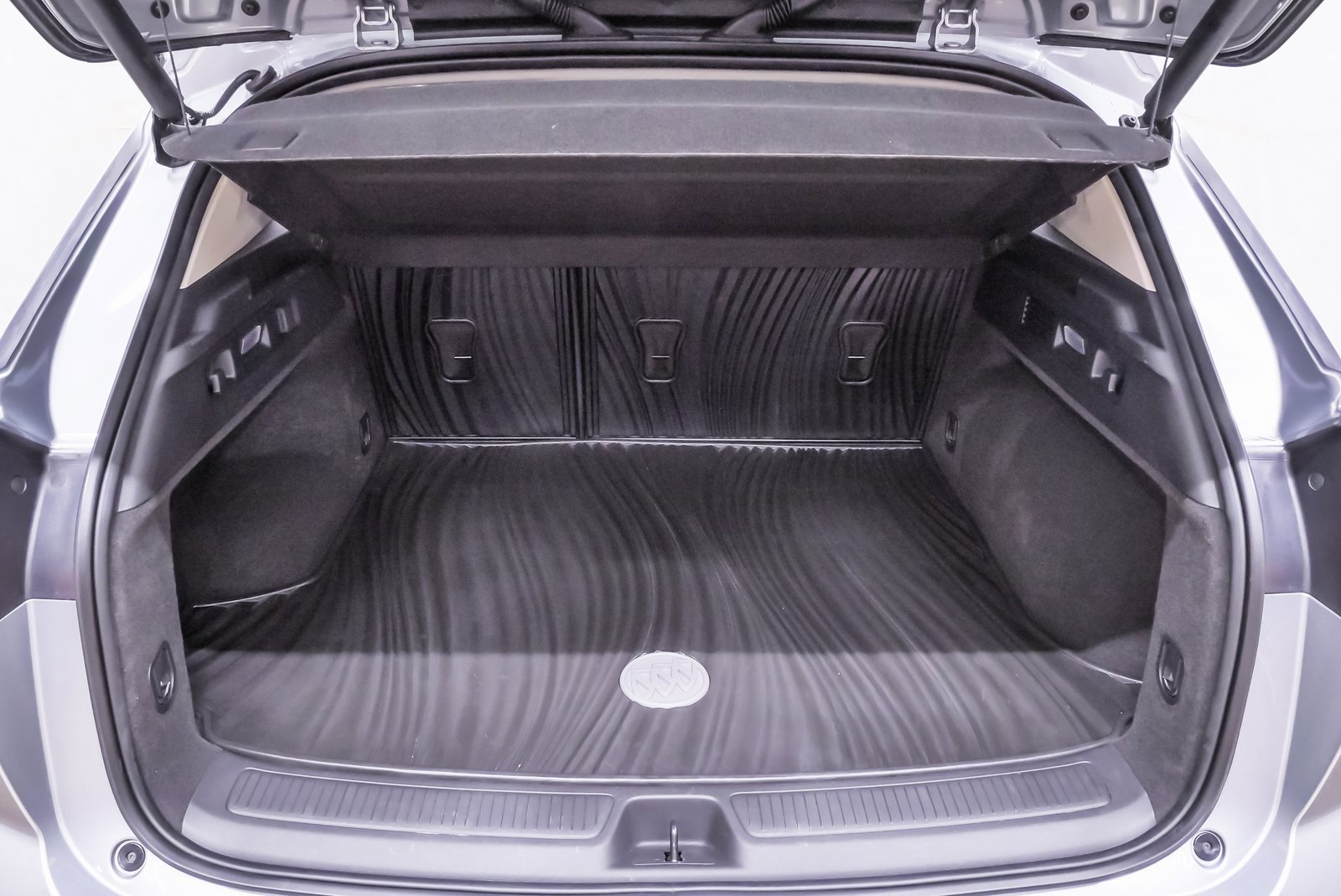 Used 2023 Buick Envision Avenir image 28