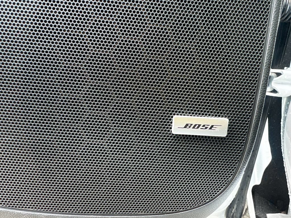 Used 2023 Buick Enclave Essence w/ Experience Buick Package FWD image 10