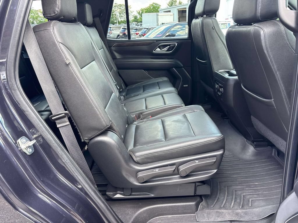 Used 2022 Chevrolet Tahoe LT w/ LT Signature Plus Package AWD/4WD image 16