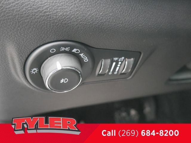 Used 2026 Jeep Compass Limited AWD/4WD image 23