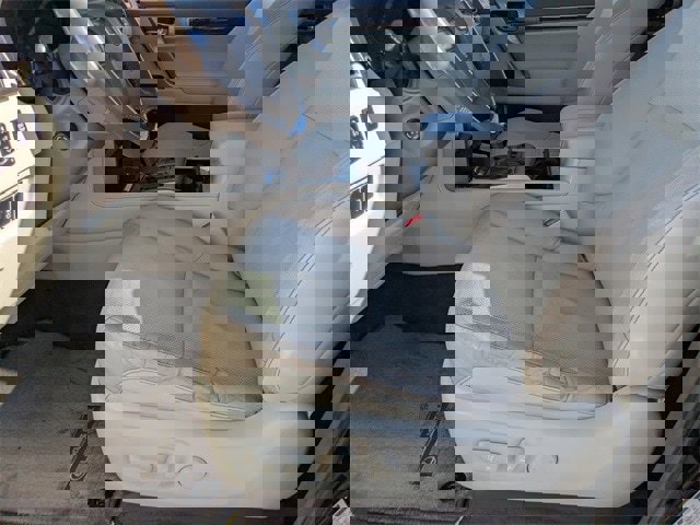 Used 2016 Lexus GX 460 w/ Premium Package image 20