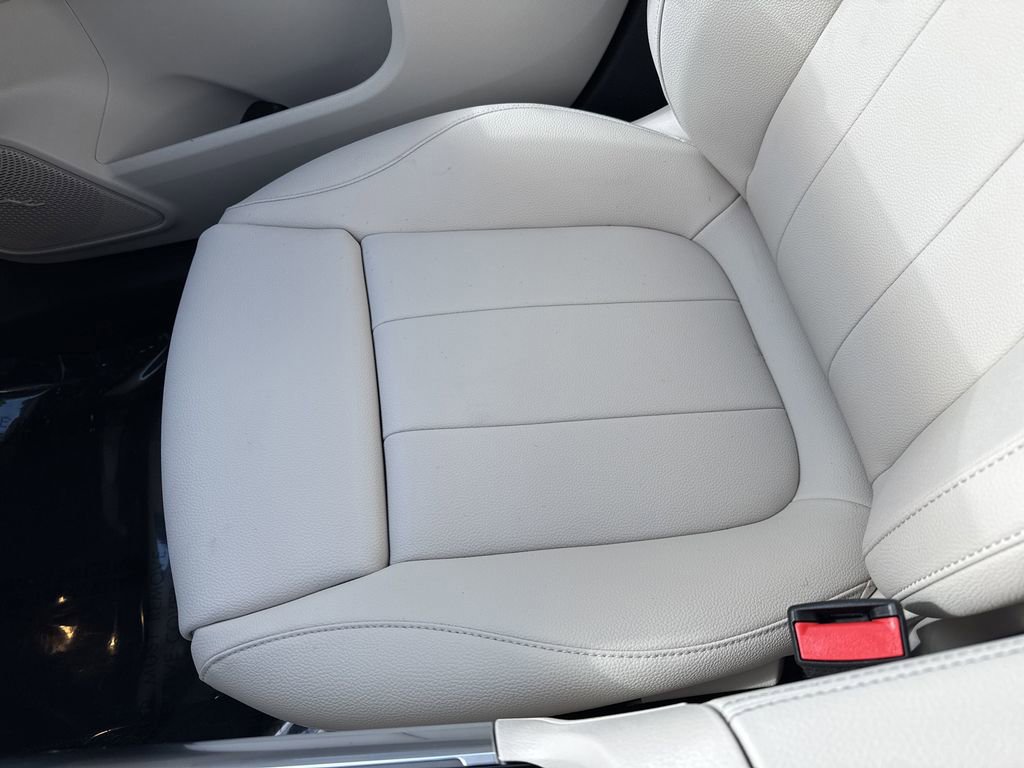 New 2025 Mercedes-Benz GLA 250 4MATIC image 28