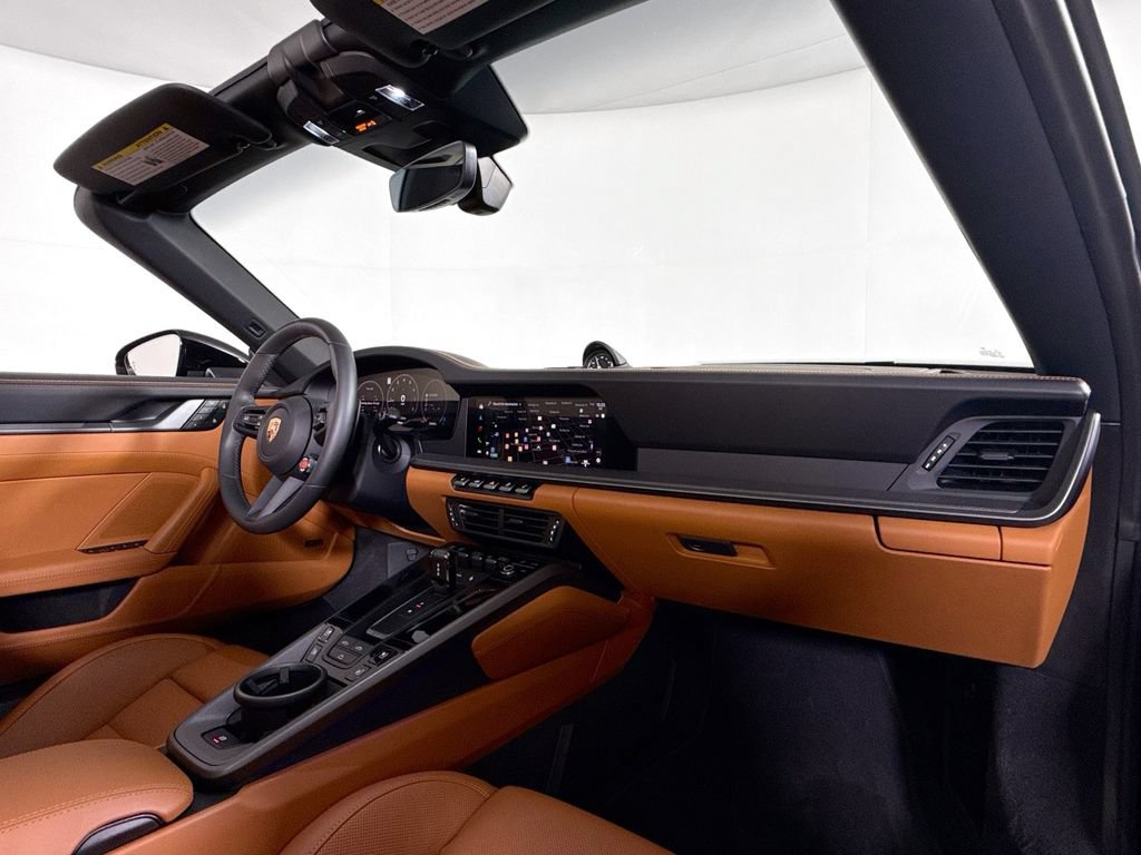 Certified 2026 Porsche 911 Carrera 4S AWD/4WD image 17