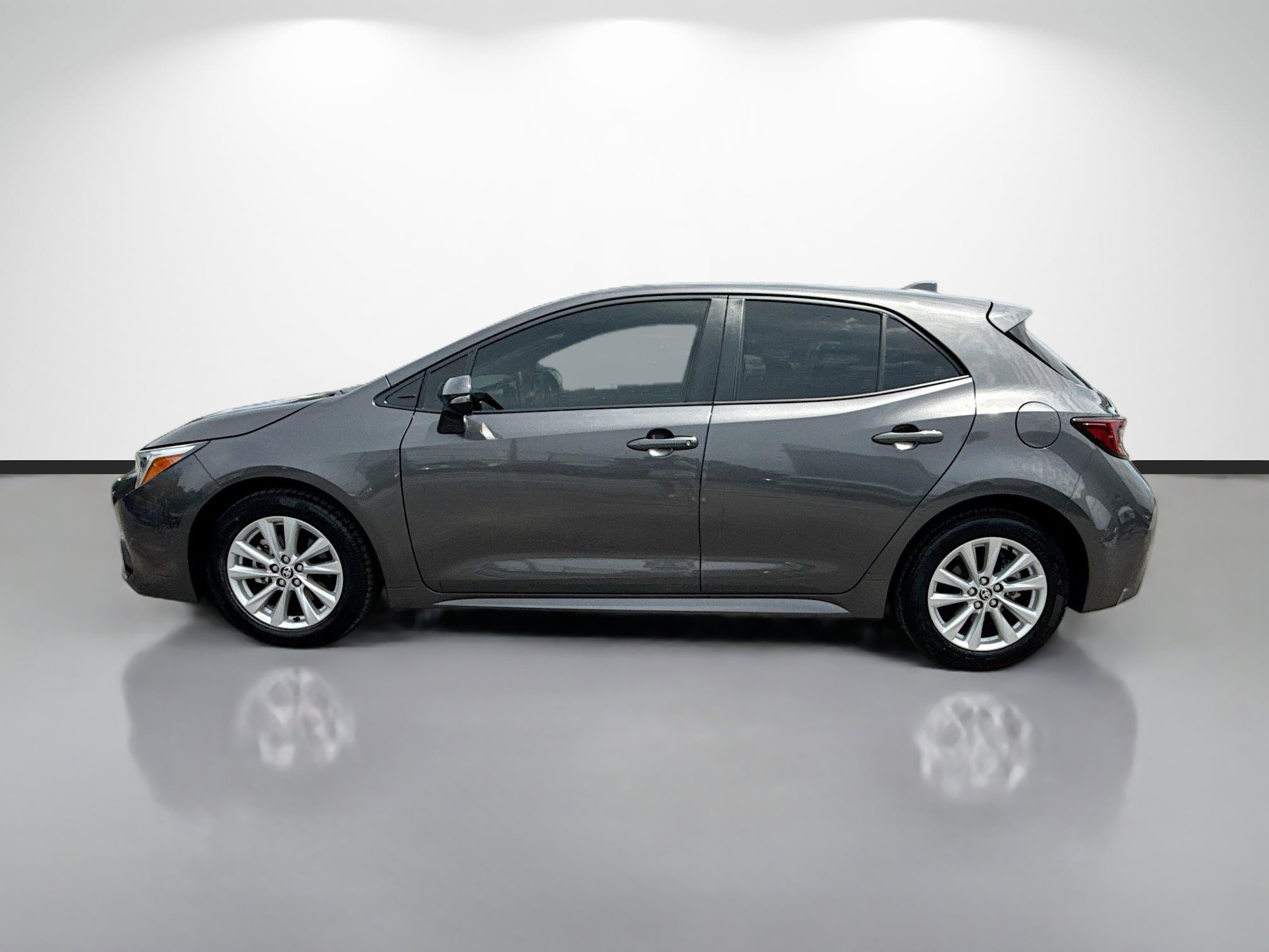 Used 2024 Toyota Corolla SE FWD image 6