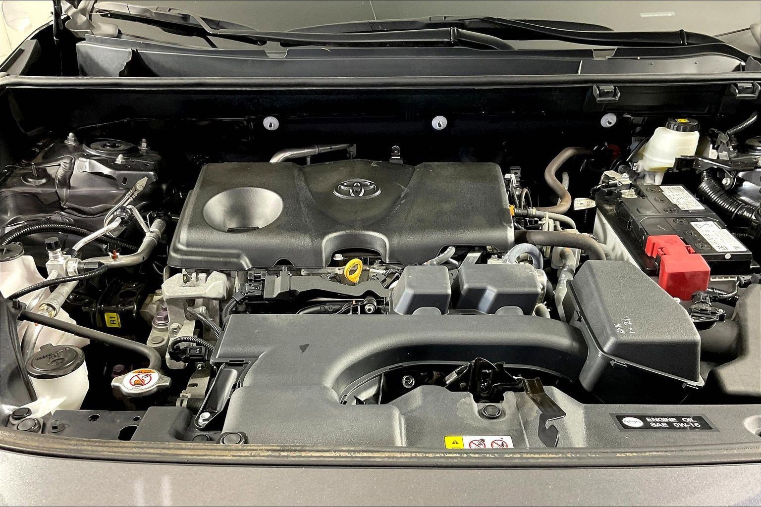 Used 2022 Toyota RAV4 XLE w/ Convenience Package image 30