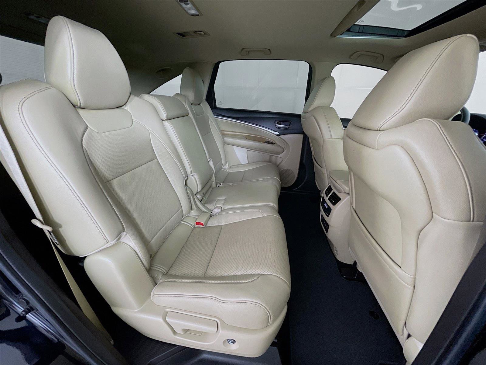 Used 2020 Acura MDX SH-AWD w/ Technology Package image 31