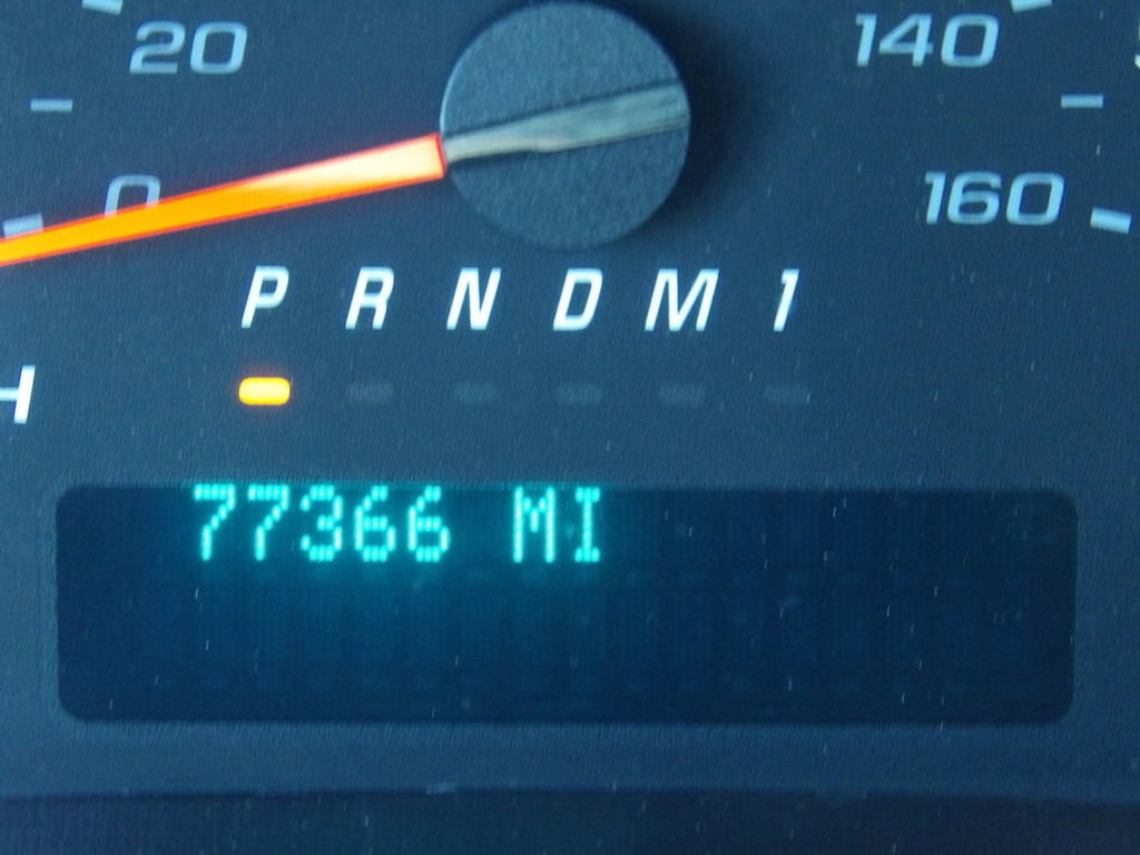 Used 2017 Chevrolet Express 2500 image 21