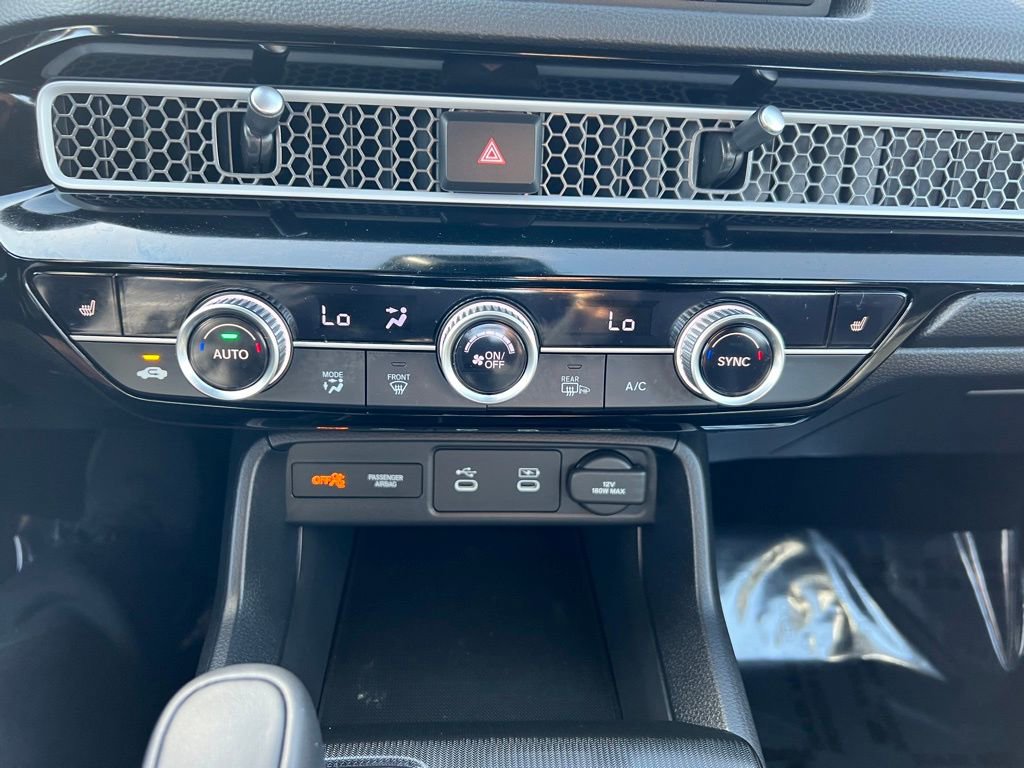 Used 2025 Honda Civic Sport image 26