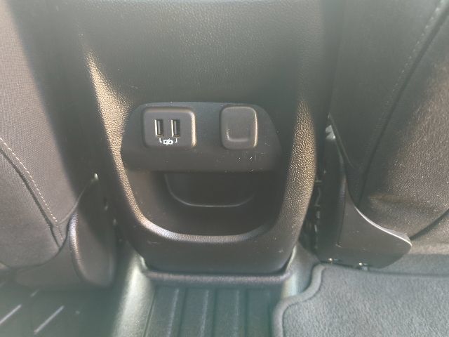 Used 2019 GMC Canyon SLE w/ Elevation Edition RWD image 23