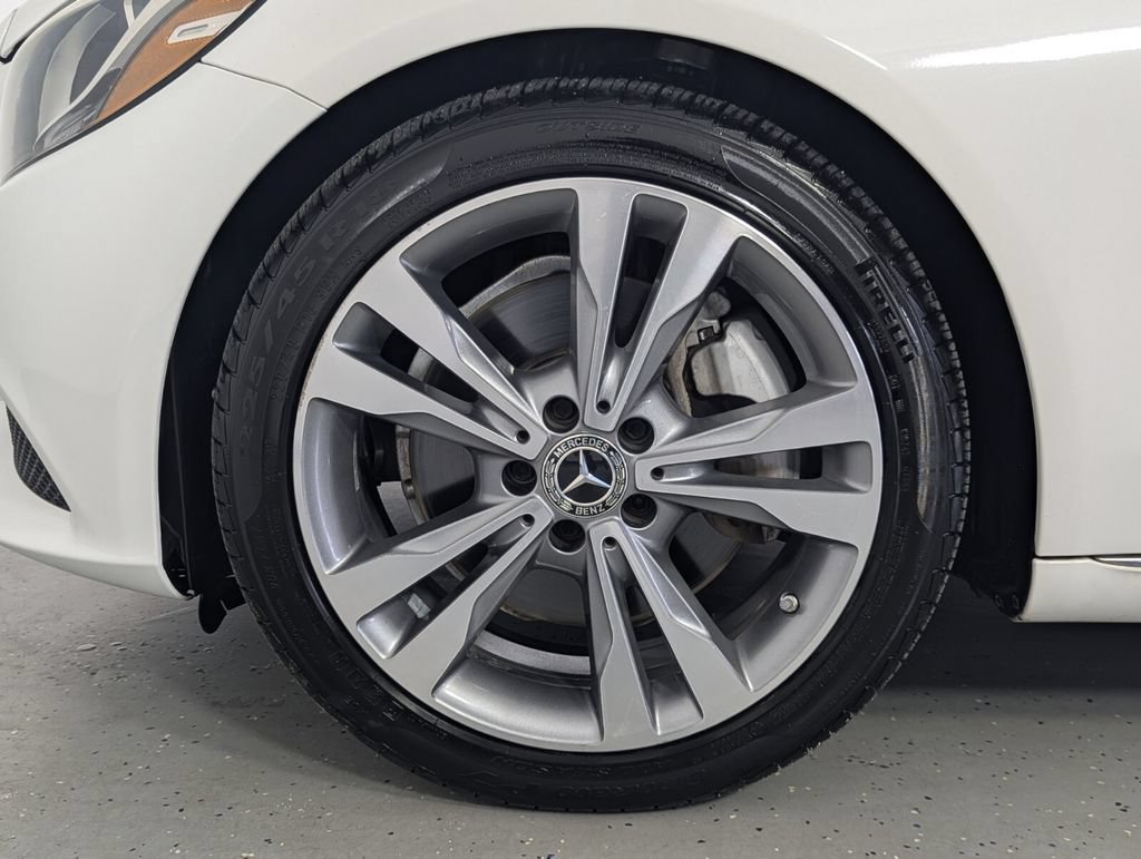 Used 2017 Mercedes-Benz C 300 Sedan image 9