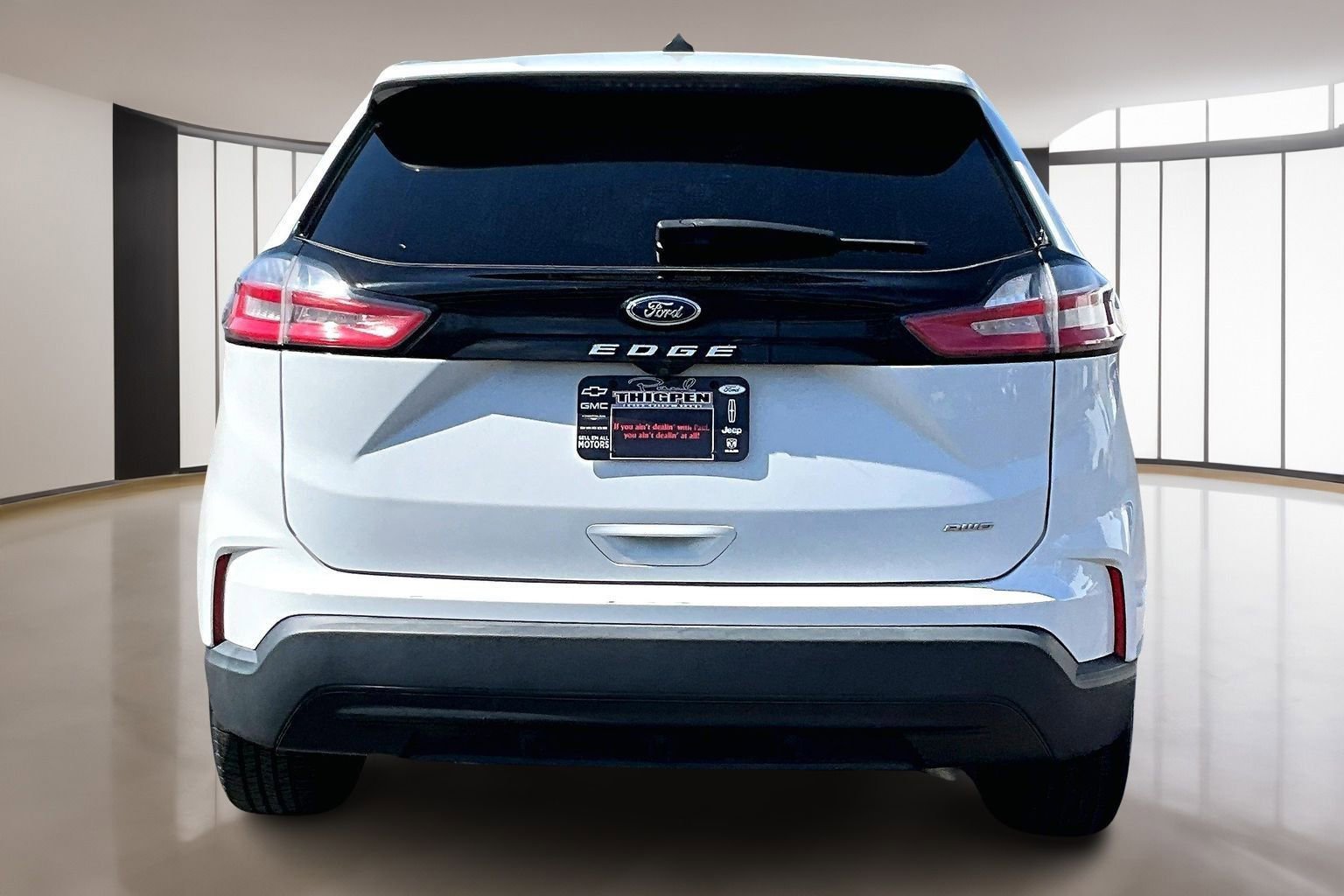 Used 2024 Ford Edge SE image 5