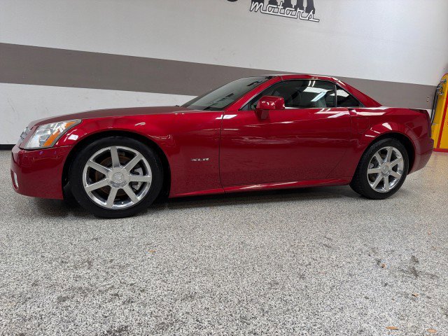 Used 2004 Cadillac XLR image 4