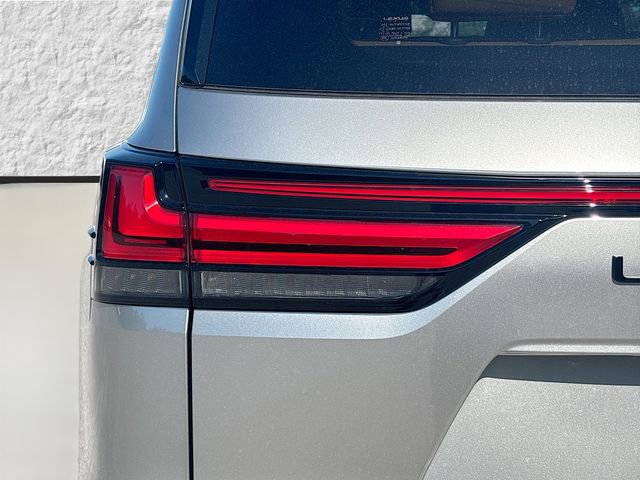 New 2026 Lexus LX 700h Luxury AWD/4WD image 10